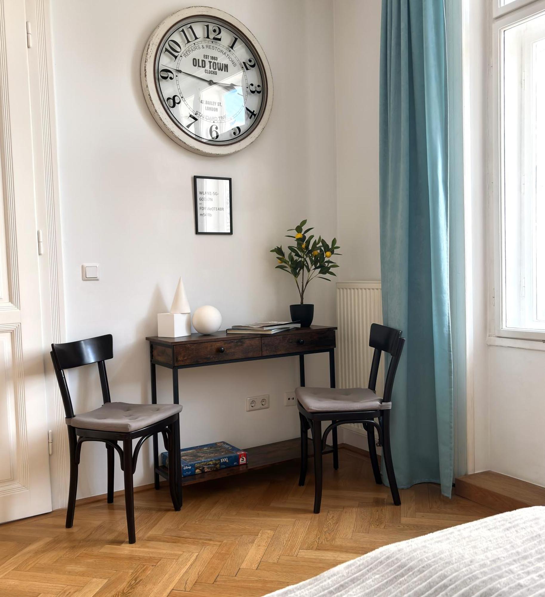 Central Mariahilfer Apartment 5 Min To The Schoenbrunn Palace And City Shopping Center Vienna Exterior photo